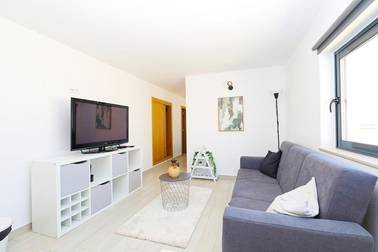 A62 - Cul De Sac Apartment In ลากอส ภายนอก รูปภาพ